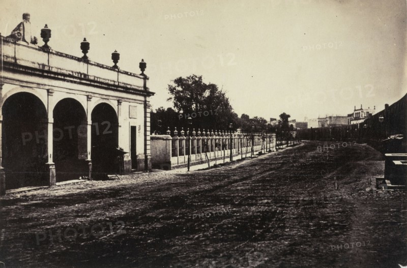 Garita de San Cosme - entrada à Mexico, Views of Mexico City and environs, Charnay, Désiré, 1828-1915, Albumen, 1858, Title
