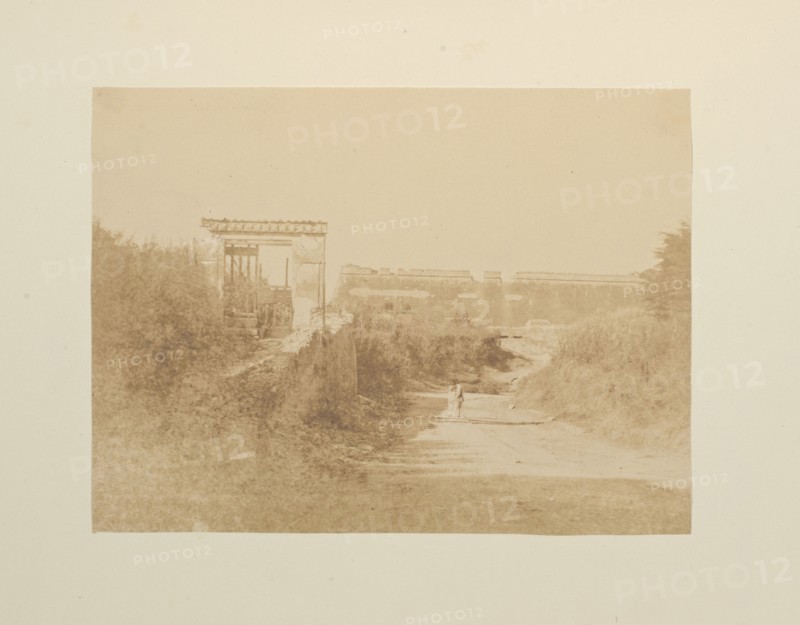 Mura di Roma presso la Breccia, Fotografi di Roma 1849, Lecchi, Stefano, 19th century, c. 1849, salted paper prints, 43 x 31 cm