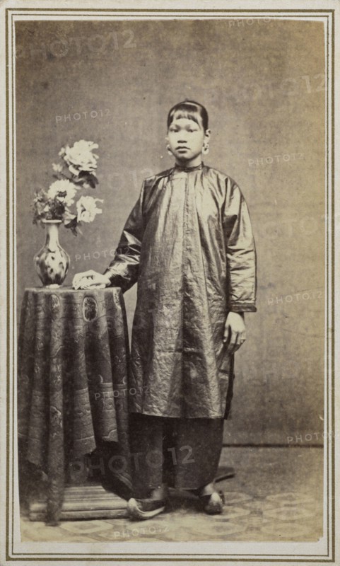 Chinese girl; recto, collection of photographs of China and Southeast Asia, Kai-Sack, ca. 1860