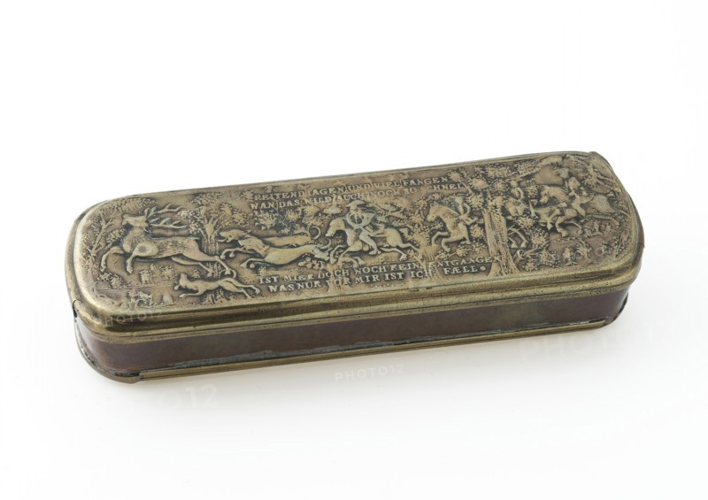 Copper tobacco box with face on Rotterdam and REITEND TAGEN UND VIEL FANGEN ..., tobacco box holder metal copper brass, stamping