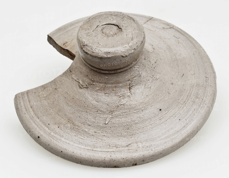 Stoneware lid fragment with button, lid closure pot holder soil find ceramic stoneware icing salt glaze, hand-turned glazed