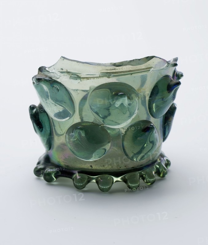 Fragment of pedestal, soil, trunk and chalice of berkemeier, berkemeier drinking glass drinking utensils tableware holder soil