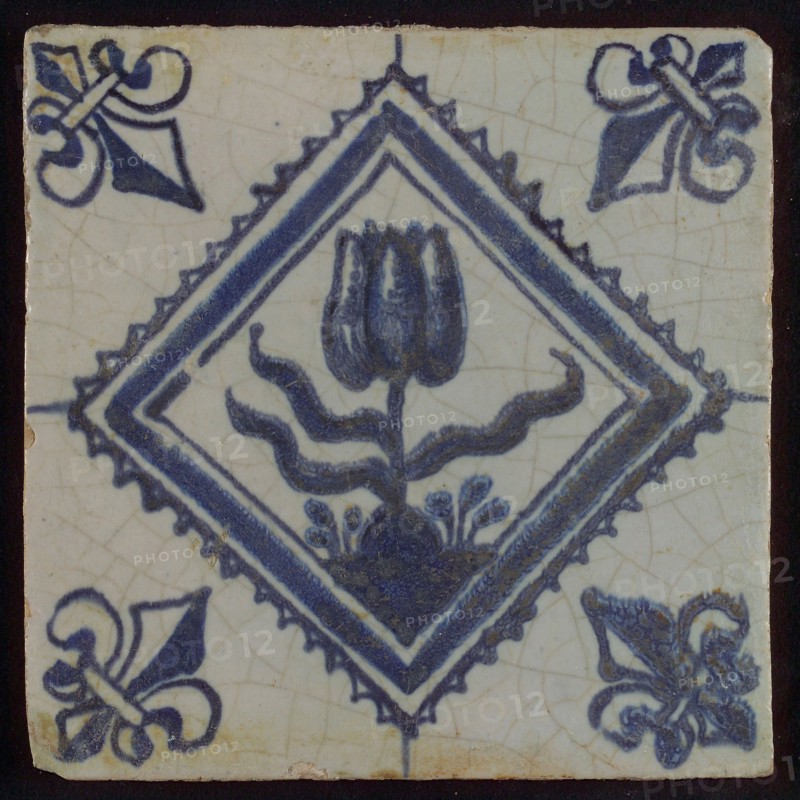 Tile, tulip on ground in blue on white, inside serrated square, corner pattern french lily, wall tile tile sculpture ceramic