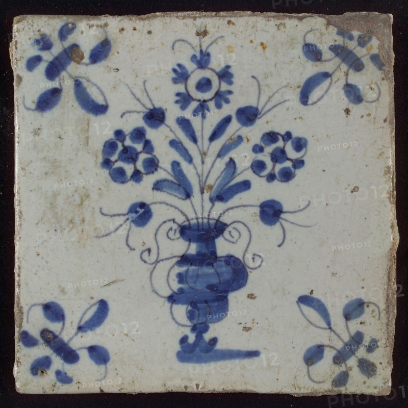 Tile, flowerpot in blue on white, corner pattern lily, wall tile tile sculpture ceramic earthenware glaze, baked 2x glazed