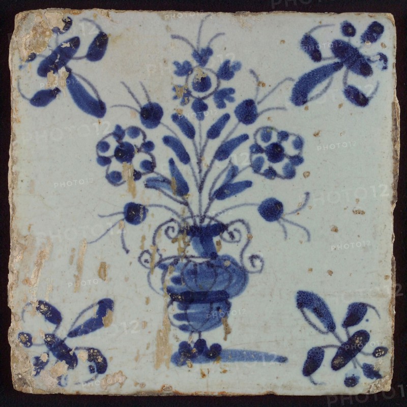Tile, flowerpot in blue on white, corner pattern lily, wall tile tile sculpture ceramic earthenware glaze, baked 2x glazed