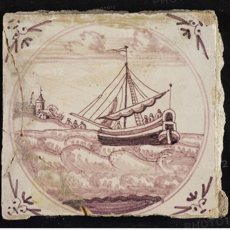 Scene tile, boat with prisoners and soldiers with Paul off the coast of Malta, corner motif ox's head, wall tile tile sculpture