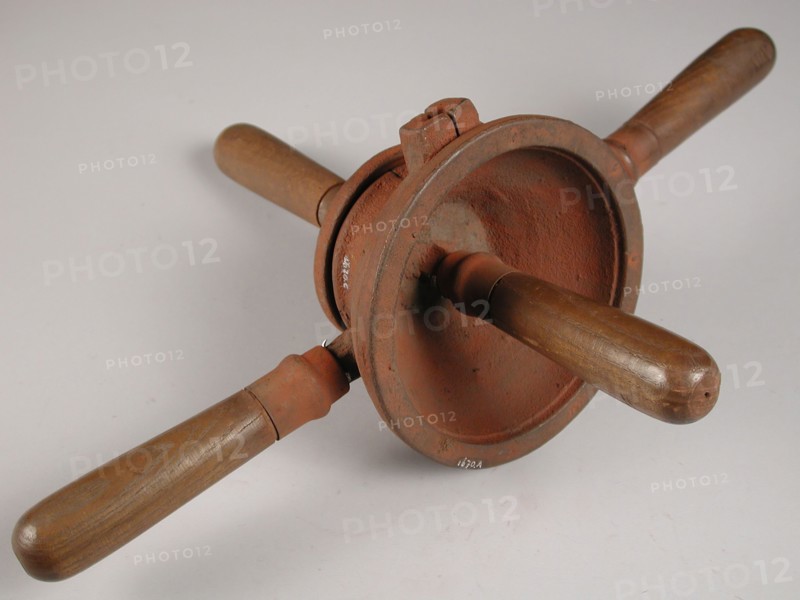 Four-piece mold for collar or top of pot or jug, mold casting tool tools equipment base metal cast iron wood iron, cast turned