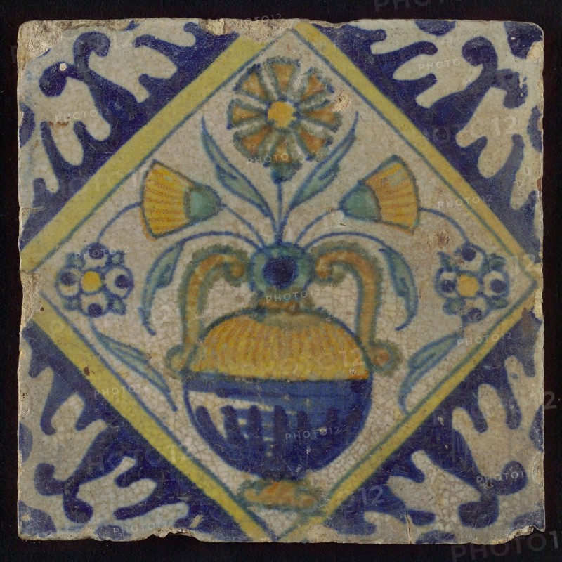 Flower tile, flowerpot in square, corner pattern palmet, wall tile tile sculpture ceramic earthenware glaze, baked 2x glazed