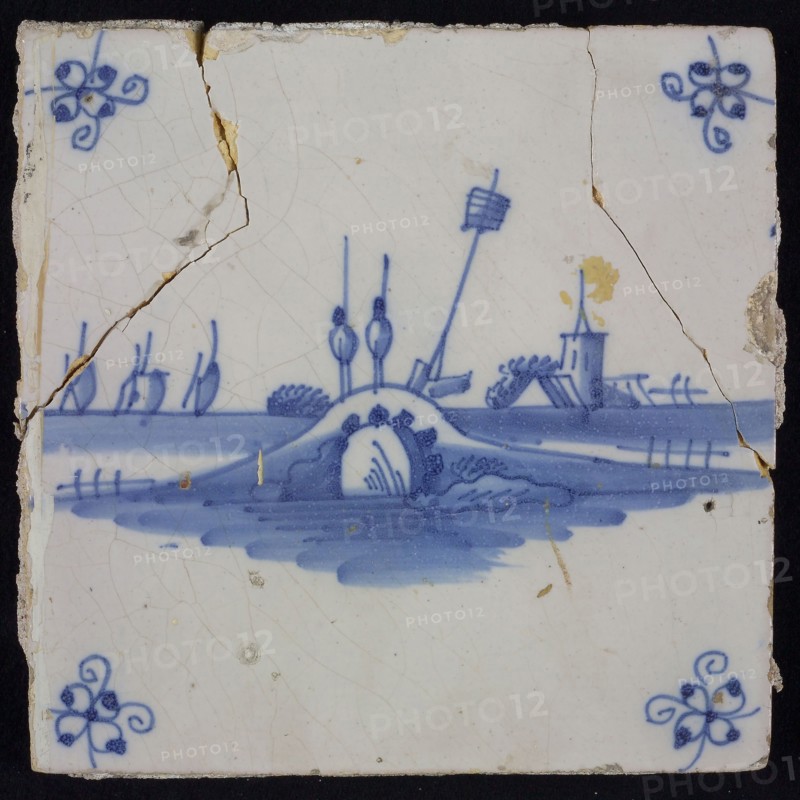 Scene tile, blue with landscape with an arch bridge with two fishermen, corner motif spider, wall tile tile sculpture ceramic