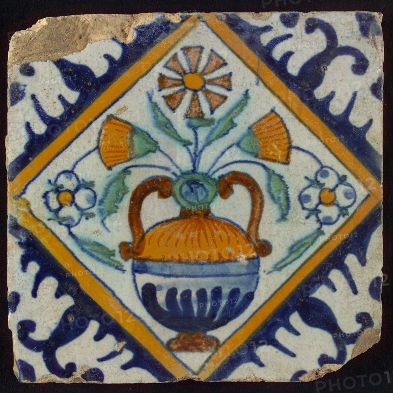 Flower tile, flowerpot in square, corner pattern palmet, wall tile tile sculpture ceramic earthenware glaze, baked 2x glazed