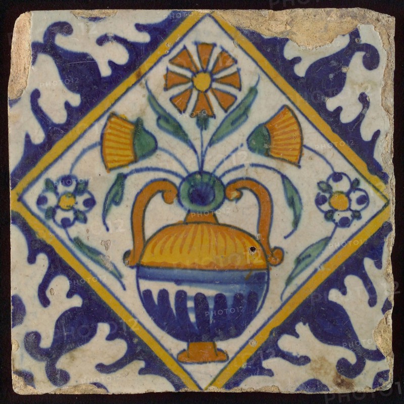 Flower tile, flowerpot in square, corner pattern palmet, wall tile tile sculpture ceramic earthenware glaze, baked 2x glazed