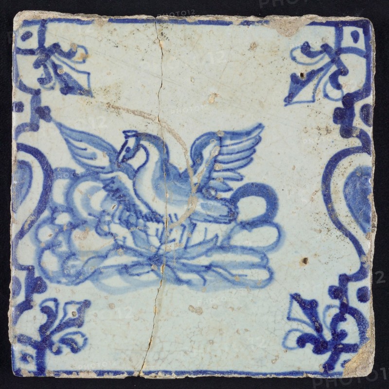 Animal tile, Phoenix in blue on white in baluster, corner filling French lily, wall tile tile sculpture soil find ceramic