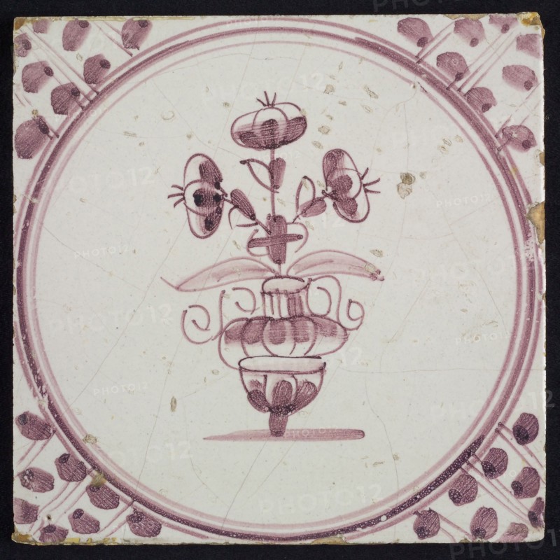 Flowerpot, in purple on white, small flowerpot inside circle, corner pattern meanders, wall tile tile sculpture ceramic