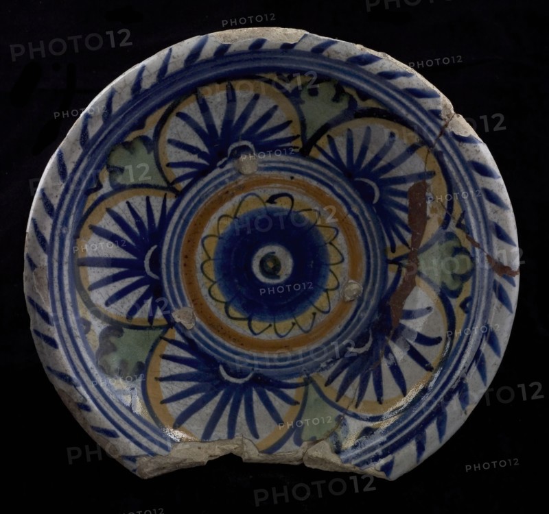 Majolica plate with flower decoration in yellow, orange, green and blue on white, plate crockery holder soil find ceramic