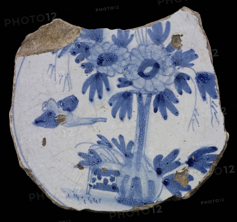 Fragment majolica dish, blue on white, still life in Chinese style, flower vase and bird, dish plate crockery holder earth
