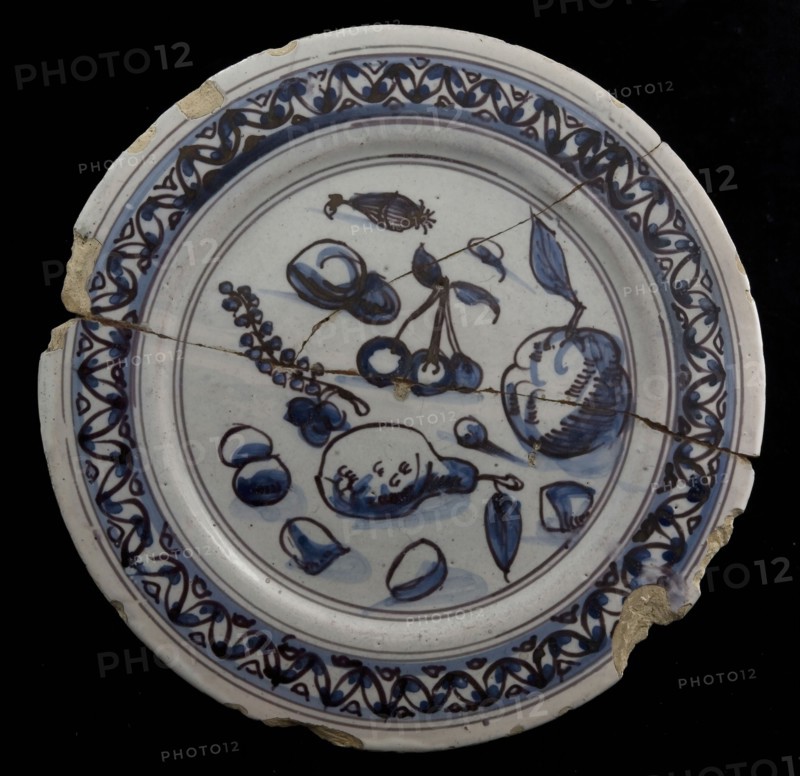 Faience plate, flat model, blue and purple on white, different fruits, apple, pear, cherries, berries, plate dish crockery