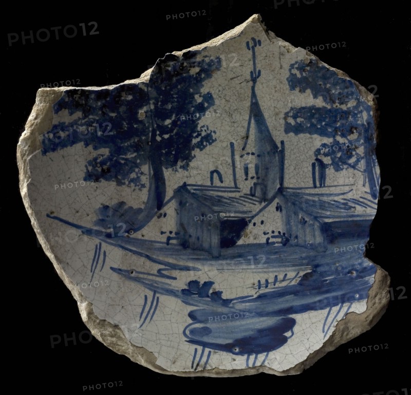 Fragment majolica bowl or bowl, blue on white, landscape with church and farm, bowl bowl container holder soil find ceramic