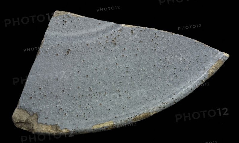 Edge fragment faience dish, sintered glaze, plate dish crockery holder earth discovery ceramics earthenware glaze tin glaze