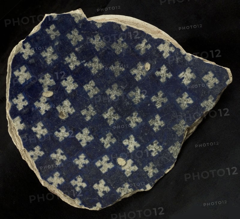 Fragment majolica plate, blue on white, chessplate decor, plate crockery holder soil find ceramic earthenware glaze, baked