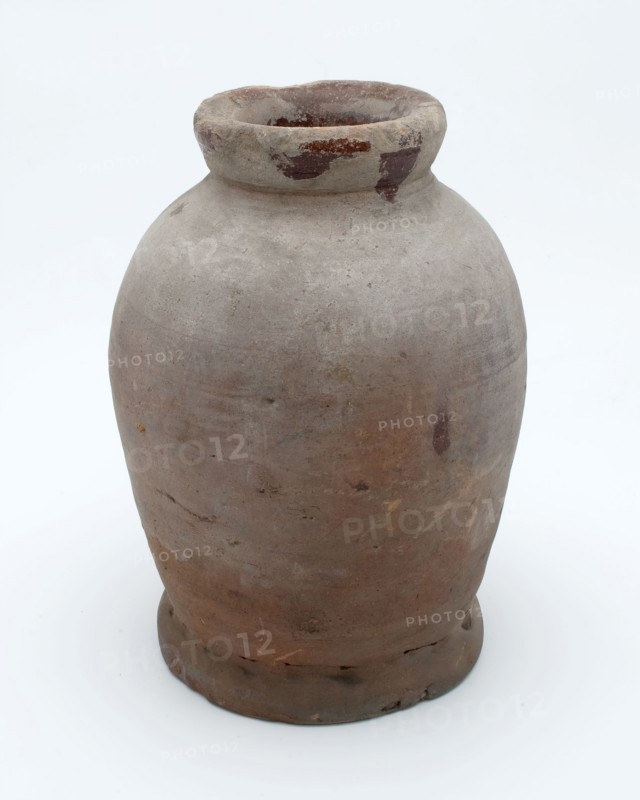 Pottery pot on stand, baluster shape, used in the sugar industry, sugar bowl pot holder soil find ceramic earthenware glaze lead