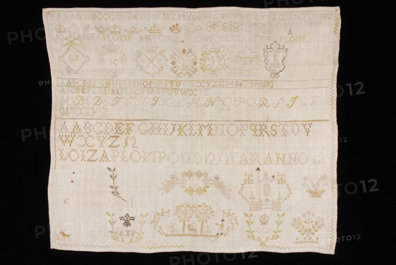 Loiza Plomp, Sampler or lettercloth worked in cross-stitch and star stitch in colored silk on bleached linen, marked LOIZA PLOMP