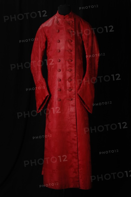 Dressing gown with vest, pink red damask with motif of large flowers, double row of buttons, dressing gown outerwear men's