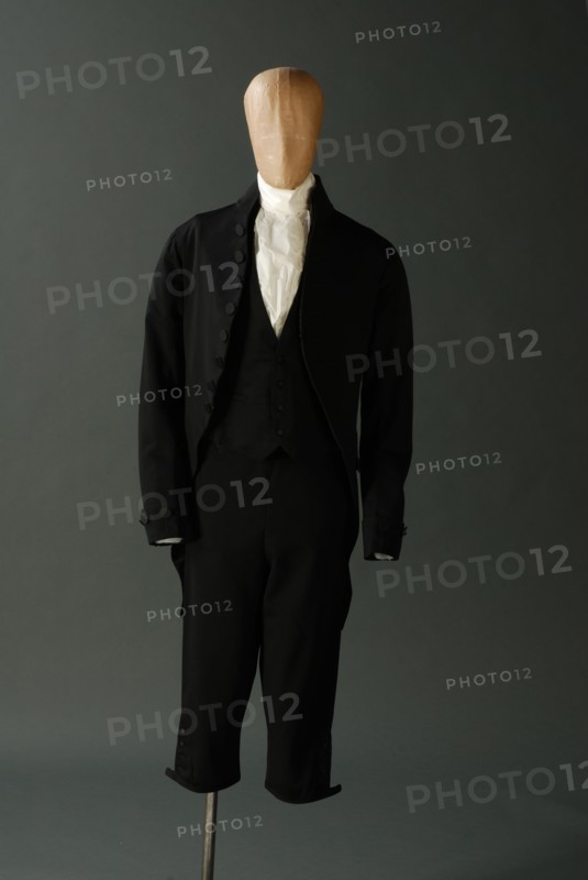 Three-piece men's suit made of black cloth, jacket vest pants suit outerwear men's clothing clothes wool silk? satin? cotton