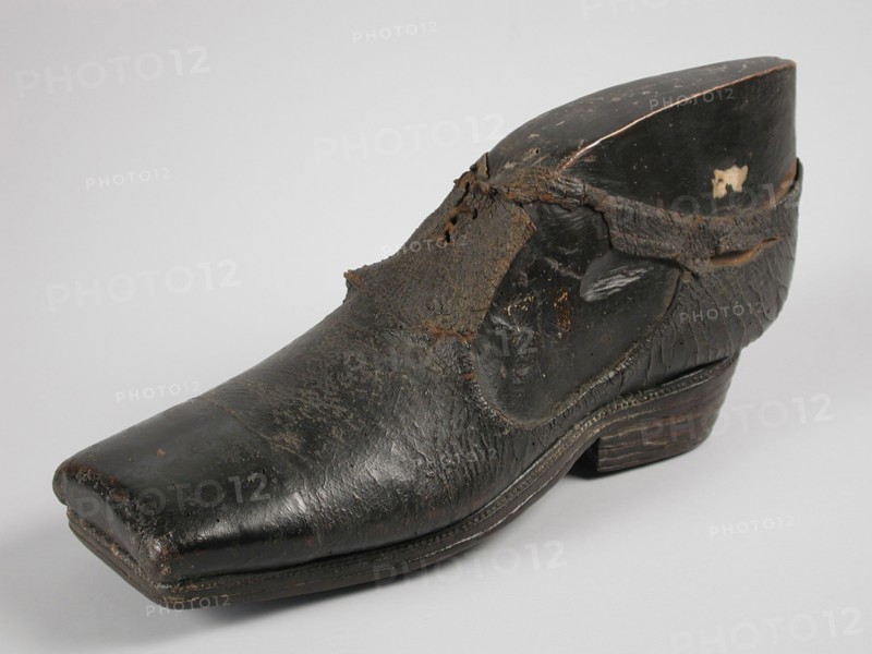 Very large black leather shoe, worn by the Giant of Lekkerkerk, shoe footwear men's clothing clothing leather, Very large black