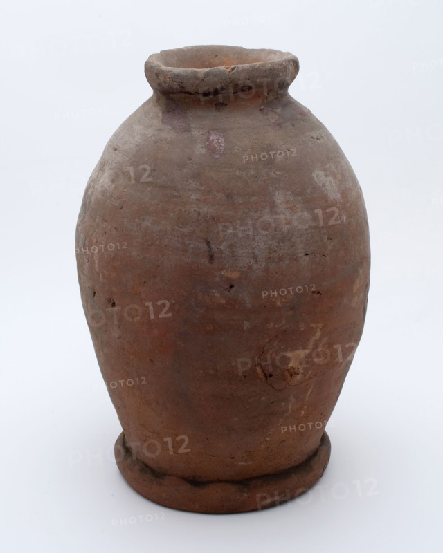 Pottery pot on stand, baluster shape, used in the sugar industry, sugar bowl pot holder soil find ceramic earthenware glaze lead