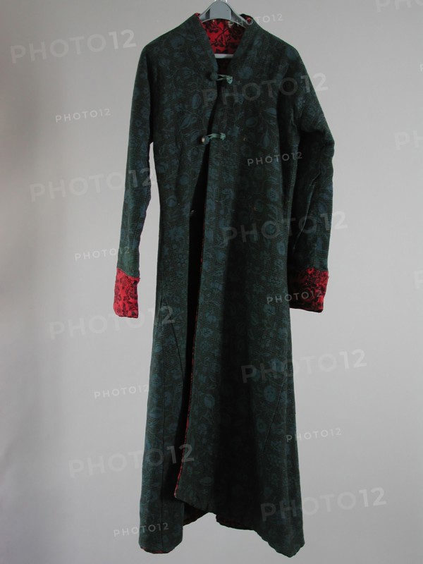 Blue woolen Japanese skirt with floral pattern in green, reversible, japonse rok outerwear men's clothing wool shoulder w 48