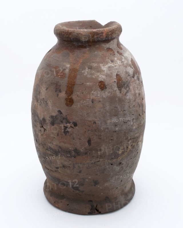 Pottery pot on stand, baluster shape, used in the sugar industry, sugar bowl pot holder soil find ceramic earthenware glaze lead