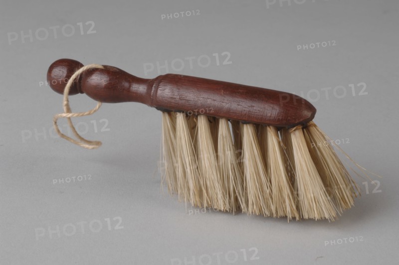 Te Poel, Mahogany hand brush, sweeper dustpan brush miniature kitchen utensils toy relaxant model mahogany wood brush, Mahogany