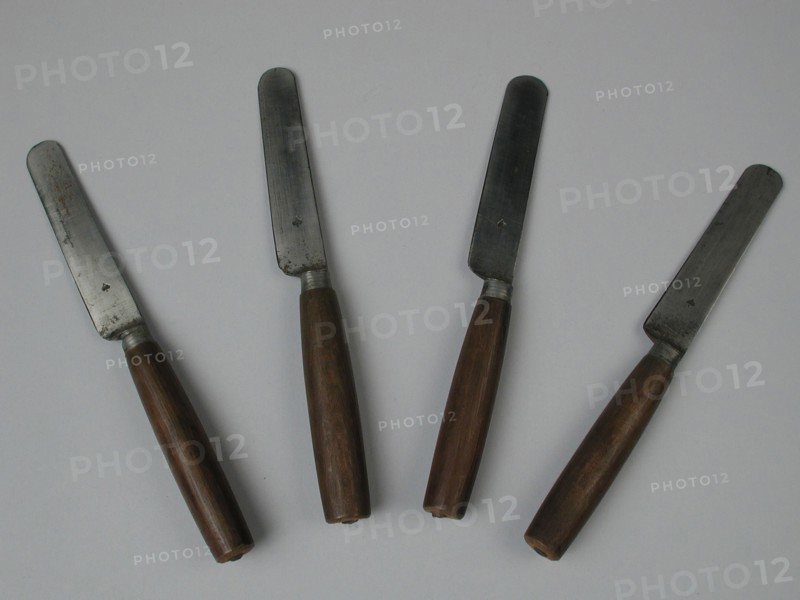 metal worker: Gresnich, Four miniature knives with wooden handle, knife cutlery kitchen utensils miniature toy relaxant model
