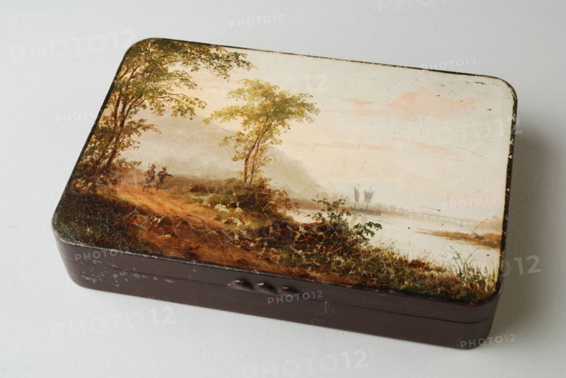 Tobacco box with painting of landscape, tobacco box holder metal base metal metal paint oil paint, w 10.0 h 3.0 beaten painted
