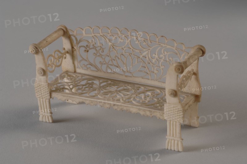 Ivory miniature bench, very fine filigree, Biedermeier, part of set, sofa upholstery furniture dolls toys toy miniature model