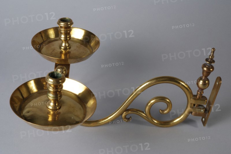 Yellow copper wall arm with double candleholder, cantilever candle holder lamp lighting medium brass metal, casted brass Copper