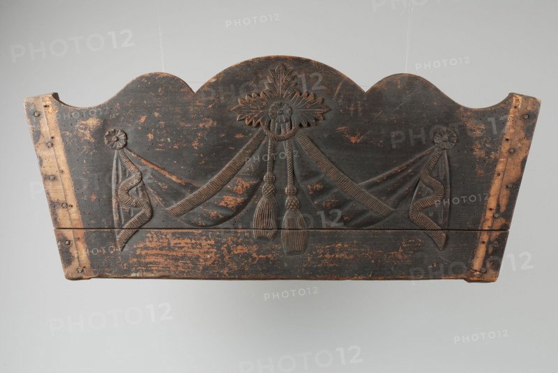 Wooden plate of wagon with carved drapery, cord with tassels, wood carving sculpture wood painting, Wood plate with carved