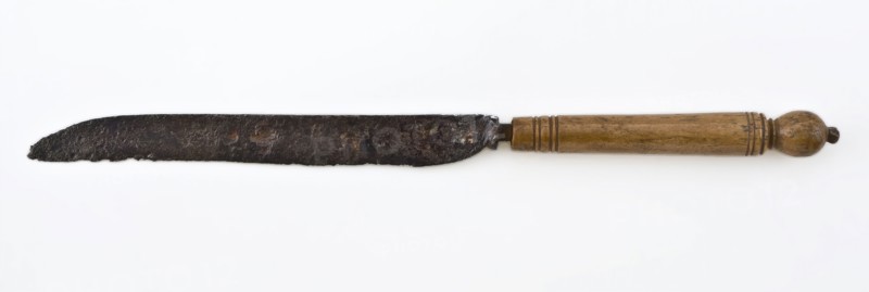 Knife with narrow elongated blade and profiled wooden handle with round cross-section, knife cutlery soil find wood tin? steel