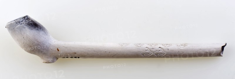 Clay pipe, marked, decorated with fleur de lis stamps, clay pipe smoking equipment smoke floor pottery ceramics pottery, pressed