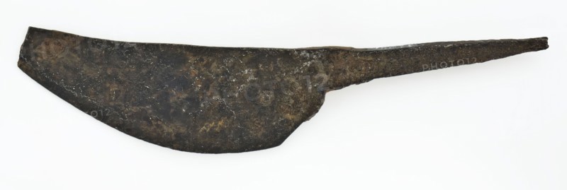 Bent blade with sting, of knife, knife cutting tool ground find iron metal, archeology Rotterdam City triangle Cool Coolsingel