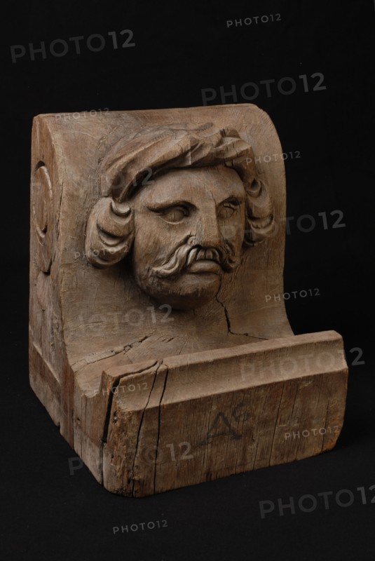 Sculpted console of Prinsenkerk, Rotterdam, console construction element carvings sculpture sculpture oak wood, sculpted sawn
