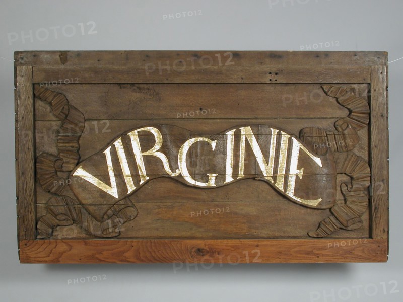 Oak panel from the rear of house Virginie, wood carving sculpture sculpture wood oak wood, carved carved gilded Panel of oak