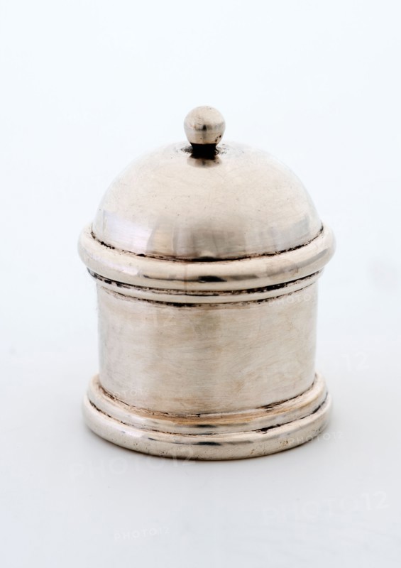 Silver round cap, cap closure part silver, hammered Profile button packing