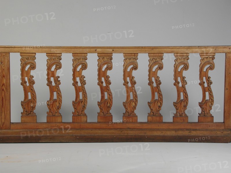 Wooden balustrade, balustrade wood pine wood oak, Rotterdam City Triangle Leuvehaven Witte Leuvesteeg House of the Leuvehaven