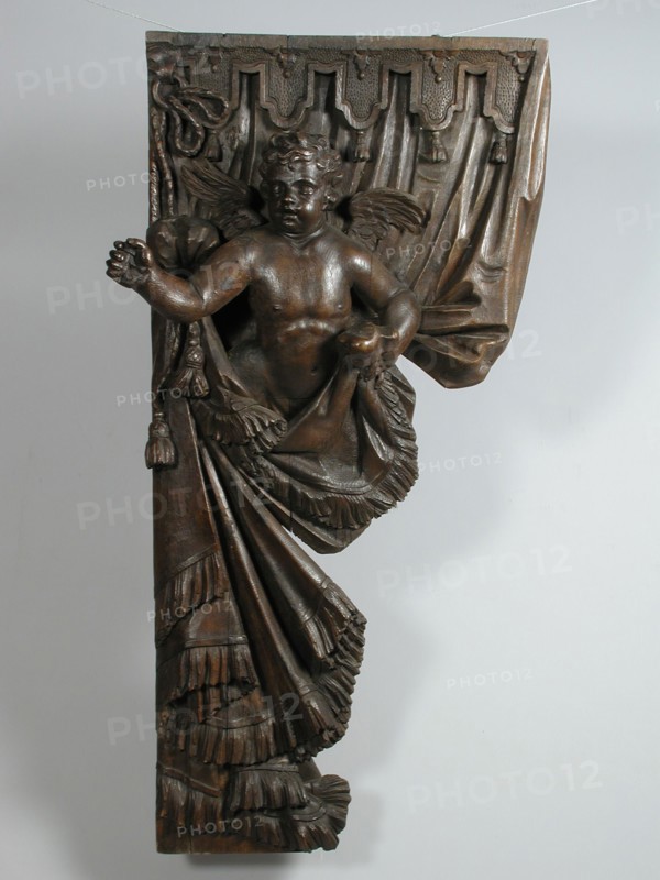 Right wing belonging to the rear panel of the pulpit in the Remonstrant church, relief carvings sculpture sculpture fragment oak