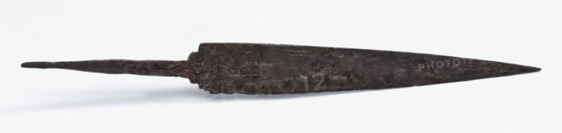 Kidney dagger blade with one-cutting blade, kidney dagger dagger knife stab weapon weapon fragment soil find iron metal, forged