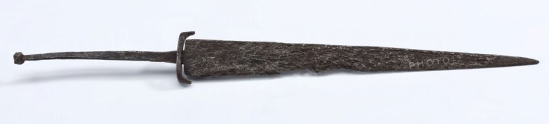 Blade with baffle plate of kidney dagger with single blade, kidney dagger dagger knife stab weapon weapon fragment soil find