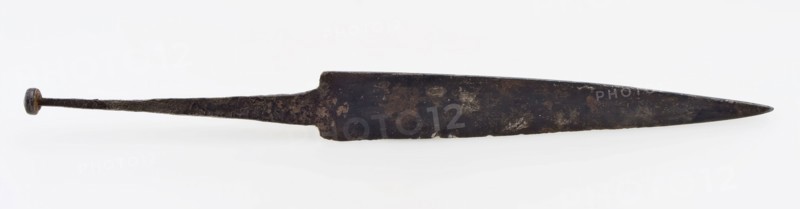 Blade of dagger with single blade, kidney dagger dagger knife stab weapon weapon fragment soil finding iron metal, forged blade