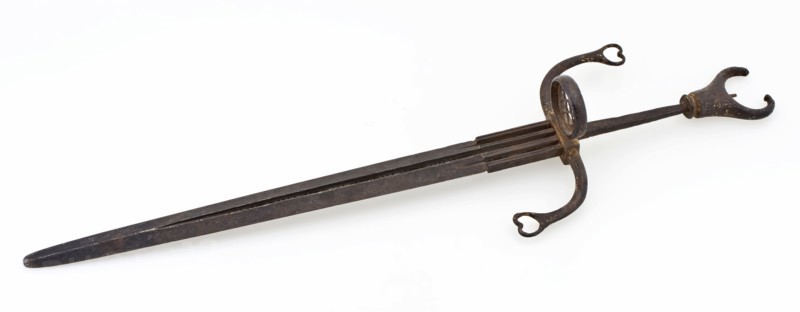 Lefthander in Dutch style with openwork blade and special handle, lefthander dagger knife stabbing weapon fragment soil founding