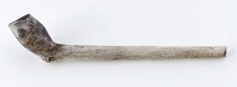 White clay pipe, unnoticed, with smooth handle, clay pipe smoking equipment smoking ground find ceramics pottery, hand molded